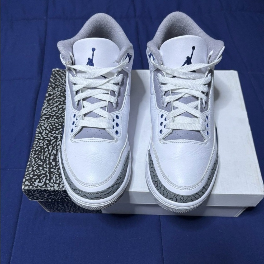 Air Jordan 3 Retro Midnight Navy 2023 Size 8